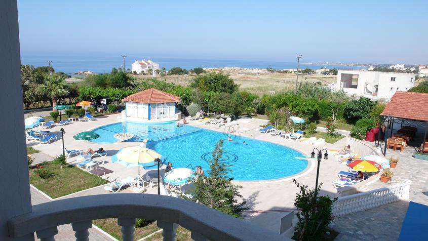 Sempati Hotel Lapitos Zewnętrze zdjęcie