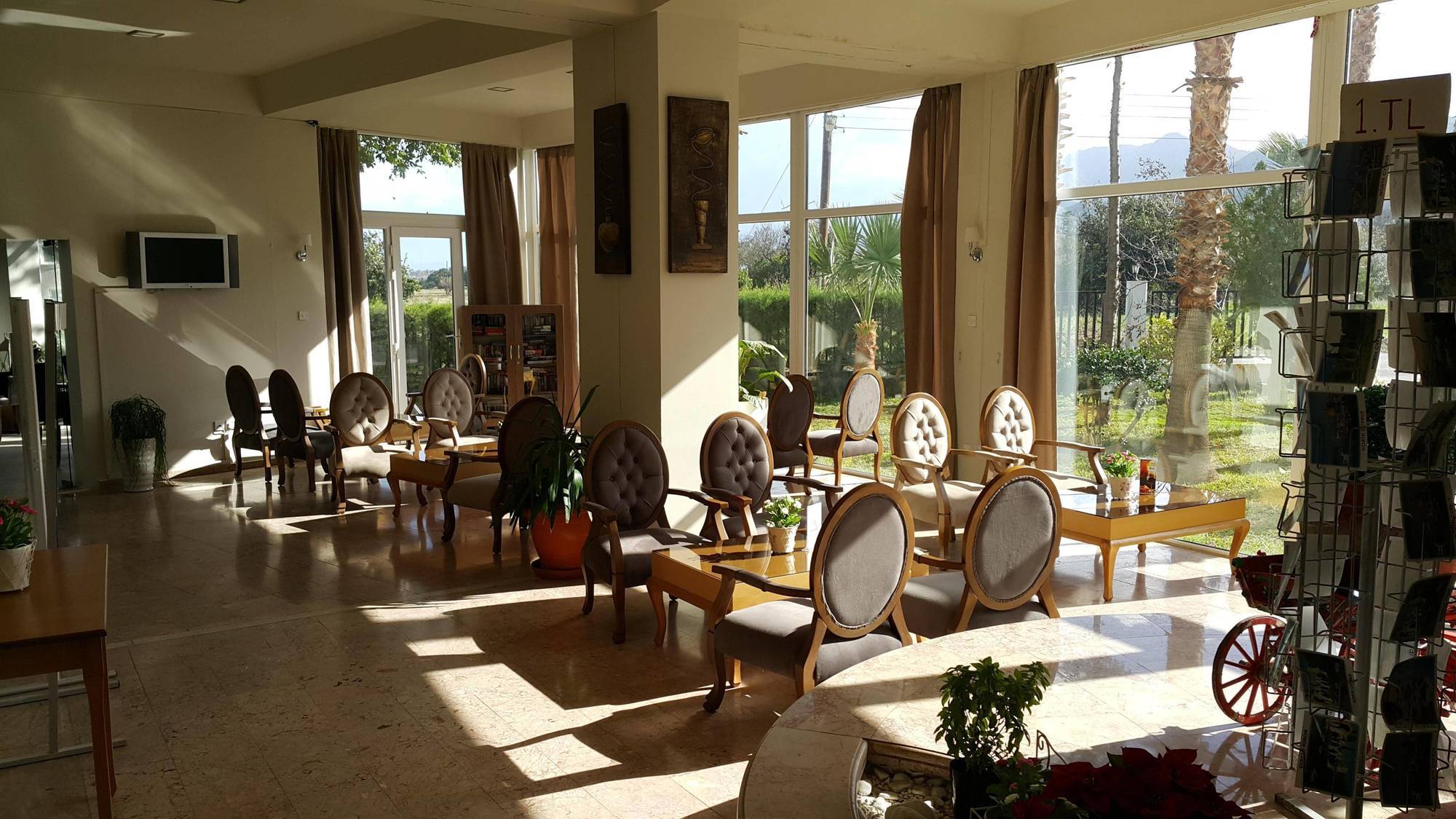 Sempati Hotel Lapitos Zewnętrze zdjęcie
