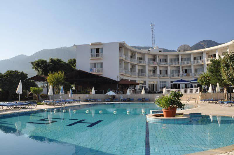 Sempati Hotel Lapitos Zewnętrze zdjęcie
